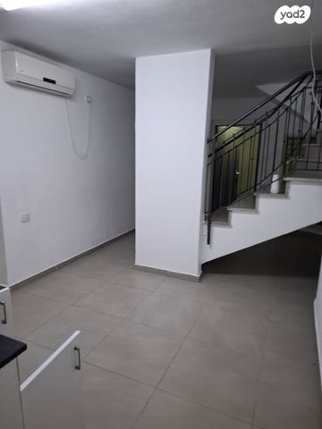 מרתף/ פרטר, רמת אפרים, נתניה