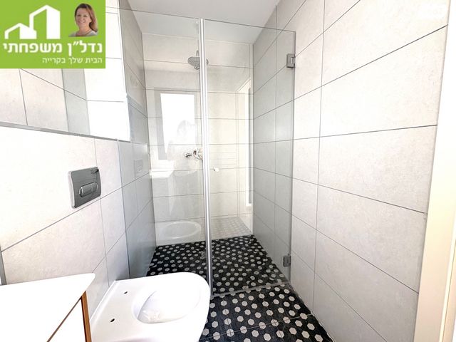 דירה, אמנון ליפקין שחק, נוף הטיילת, נתניה