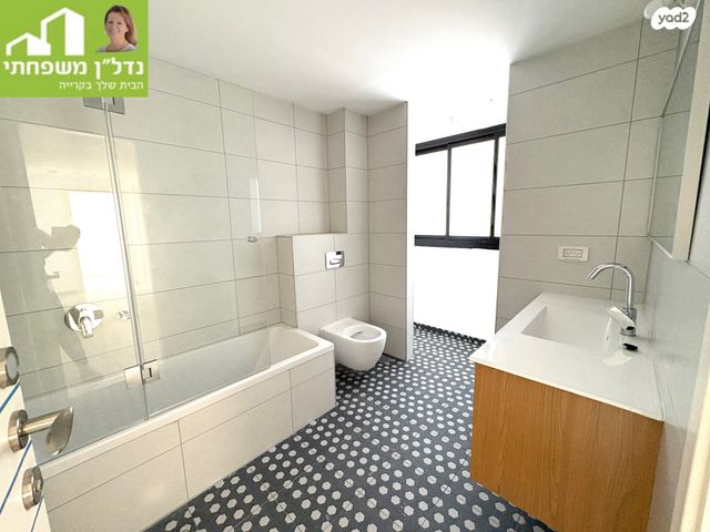 דירה, אמנון ליפקין שחק, נוף הטיילת, נתניה