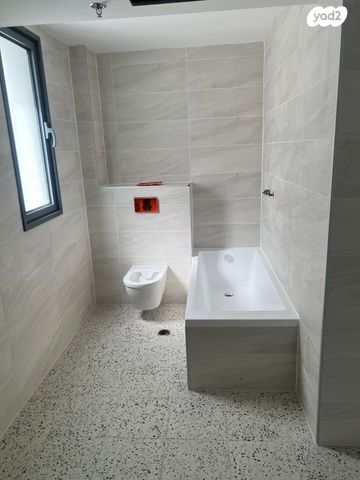 דירה, שדרות רחבעם זאבי, שער הים, ראשון לציון