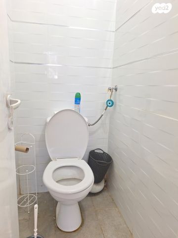 דירה, יעלים, ערד