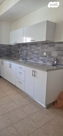 דירה, בלפור 48, רוטשילד עצמאות, בת ים