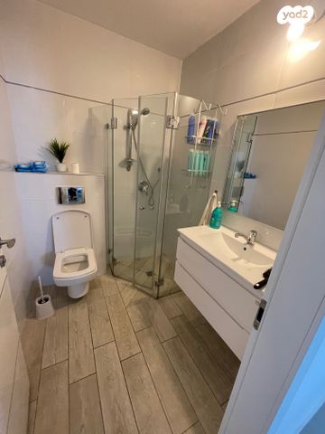 דירה, יצחק שדה 6, דרום מערב ותיק, בת ים