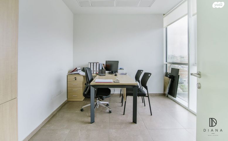 משרדים, פתח תקווה