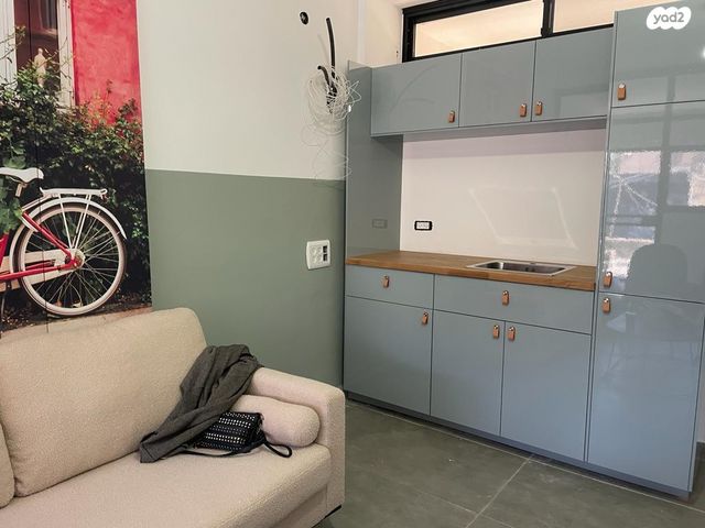 משרדים, אורנשטיין, חדרה