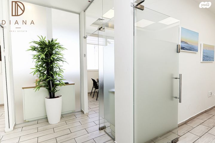 משרדים, גבעת שמואל