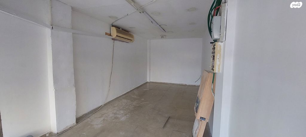 חנויות/ שטח מסחרי, רוטשילד 26, רוטשילד עצמאות, בת ים