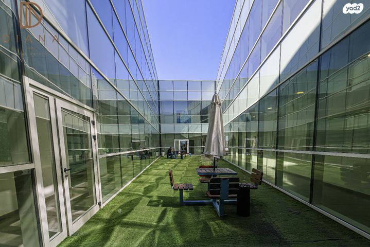 משרדים, גבעת שמואל