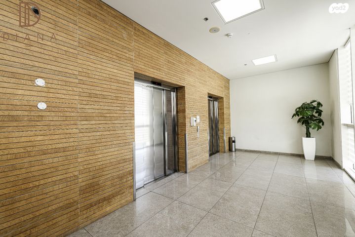 משרדים, גבעת שמואל