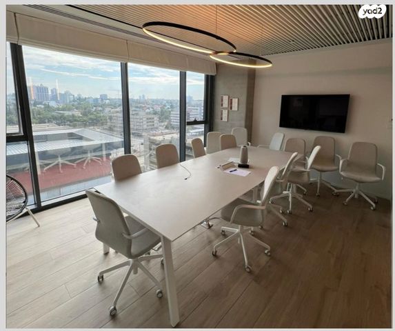 משרדים, יגאל אלון 94, תל אביב יפו