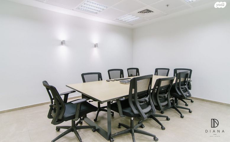 משרדים, פתח תקווה