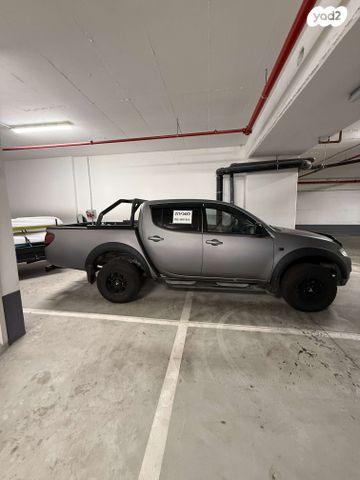 מיצובישי טרייטון / L200