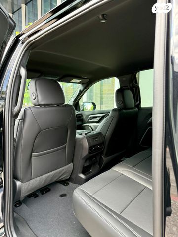 שברולט סילברדו EV