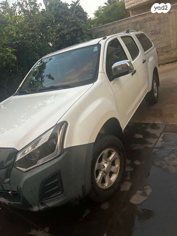 איסוזו די-מקס