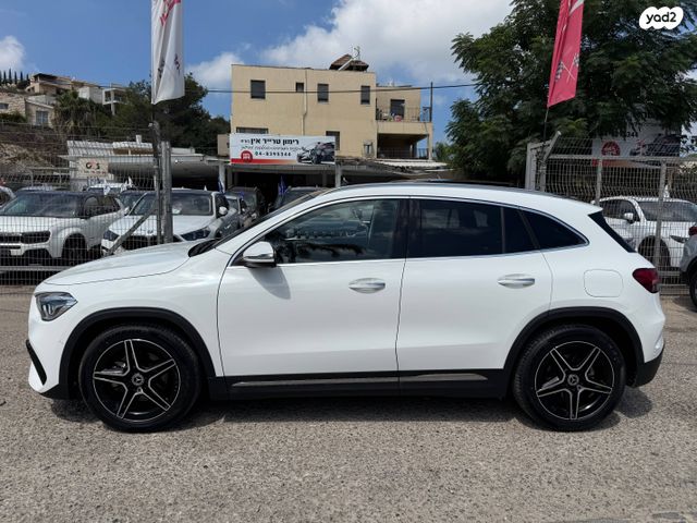 מרצדס-בנץ GLA