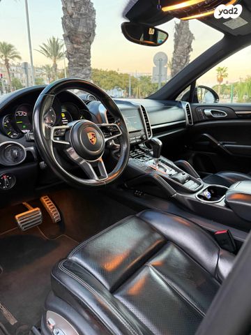 פורשה קאיין