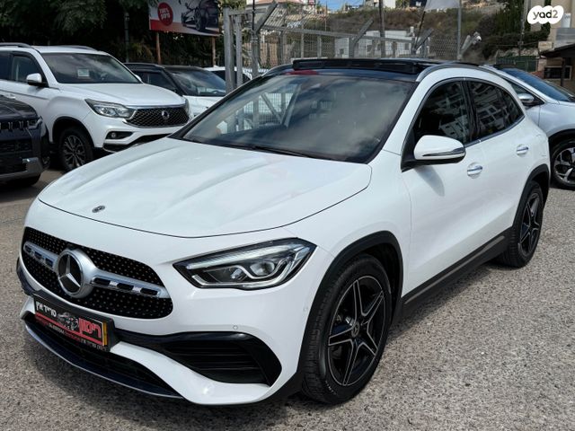 מודעת רכב מרצדס-בנץ GLA