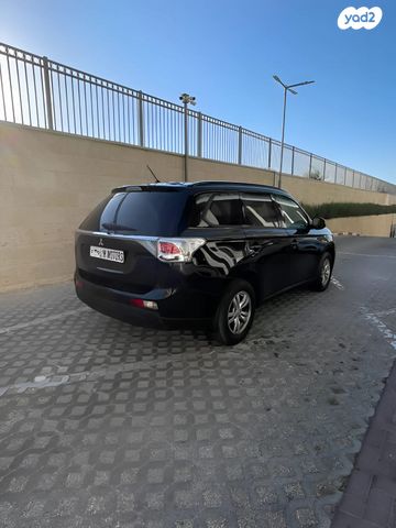 מיצובישי אאוטלנדר