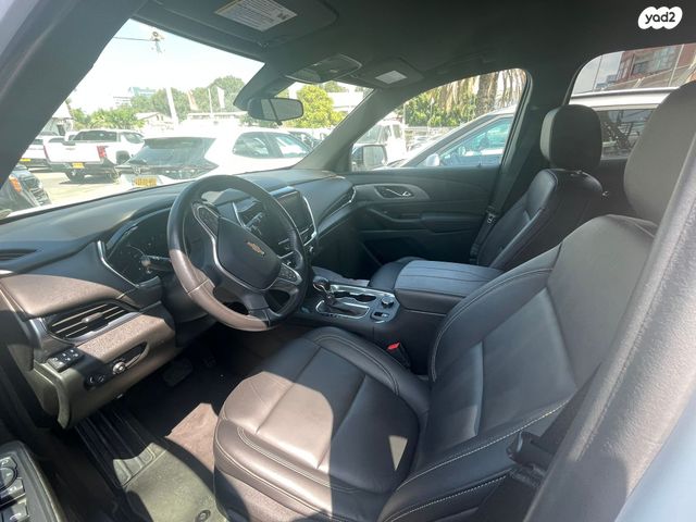 שברולט טראוורס