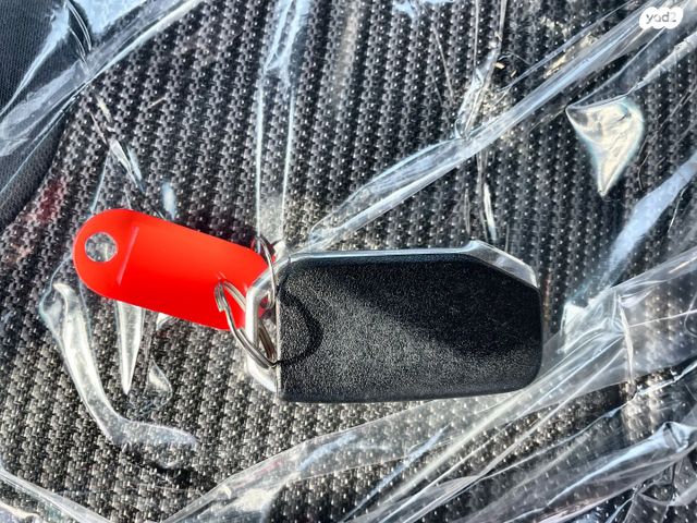 קיה נירו פלוס