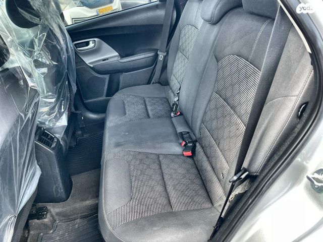 קיה נירו פלוס