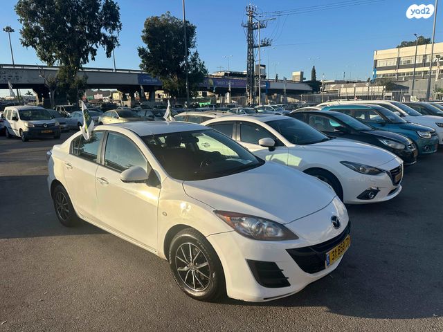 מודעת רכב מאזדה 3