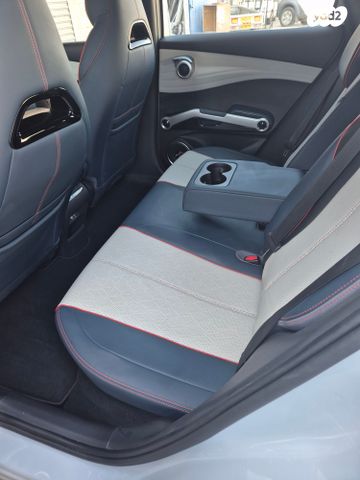 בי.ווי.די אטו 3