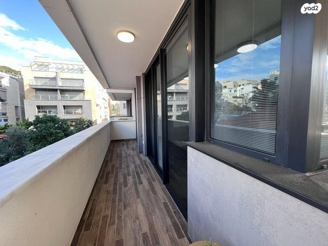 דירה, שדרות העצמאות 9, רוטשילד עצמאות, בת ים