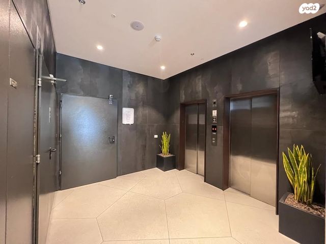 דירה, שדרות העצמאות 9, רוטשילד עצמאות, בת ים