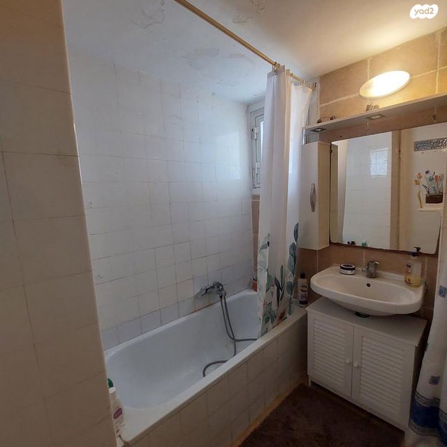 דירה, יוסף 42, הדר מרכז, חיפה