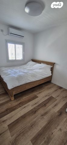 גג/ פנטהאוז, ארלוזורוב 38, רוטשילד עצמאות, בת ים