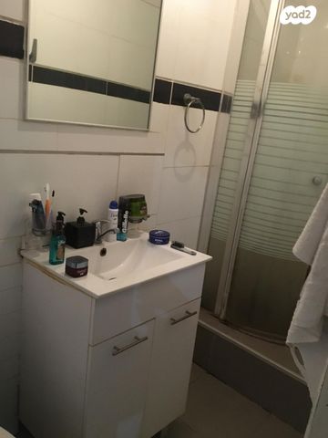 דירה, הרצל 29, צפון מערב מרכז העיר, נתניה