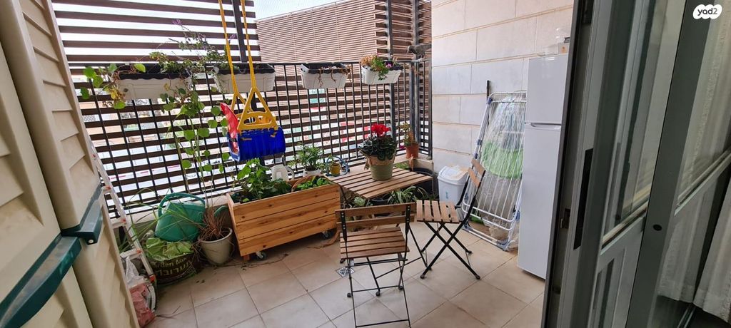 גוש עציון 22