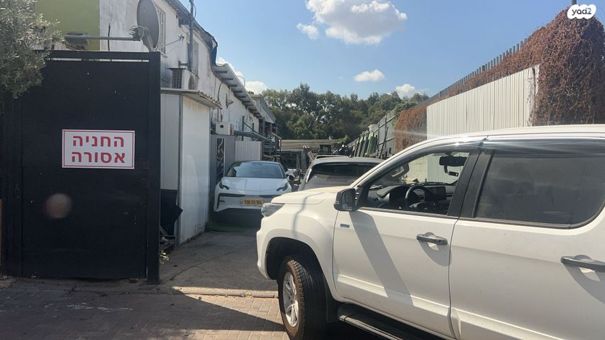 מבני תעשיה, יהודי פקיעין 2, בית"ר, יד שמואל, חדרה