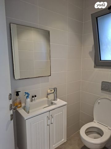 משרדים, משמרות 1, משמרות, משמרות