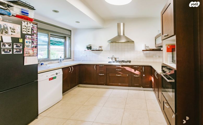 דירה, רות, שעריה, פתח תקווה