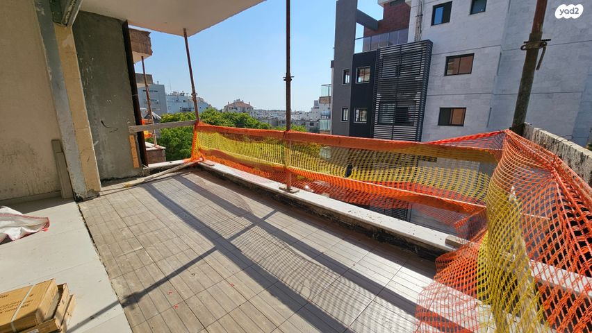 דירה, חיל הרגלים, נווה חוף, ראשון לציון