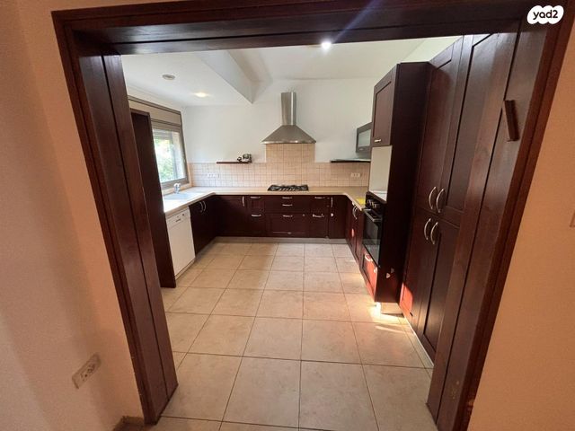 דירה, רות, שעריה, פתח תקווה