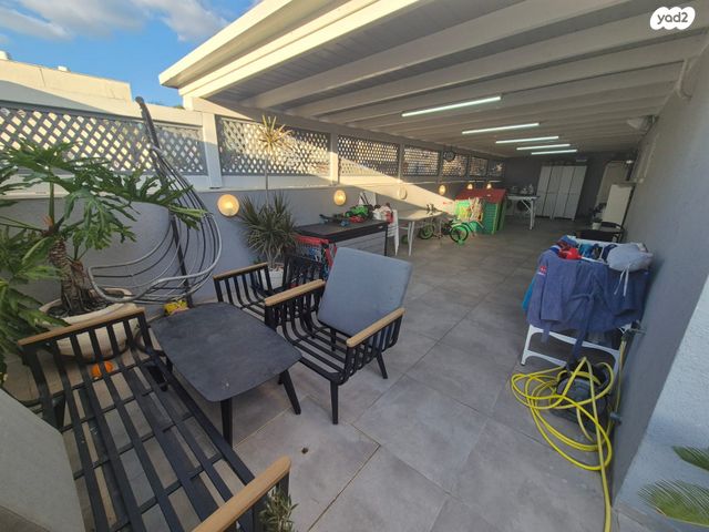 דירת גן, המחתרת 14, אלמוגים, קרית ים