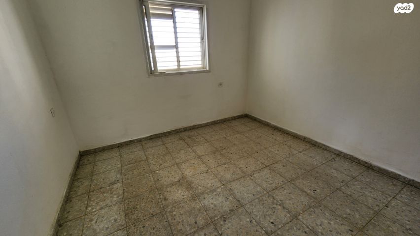 דירה, המעיין, כצנלסון, ראשון לציון