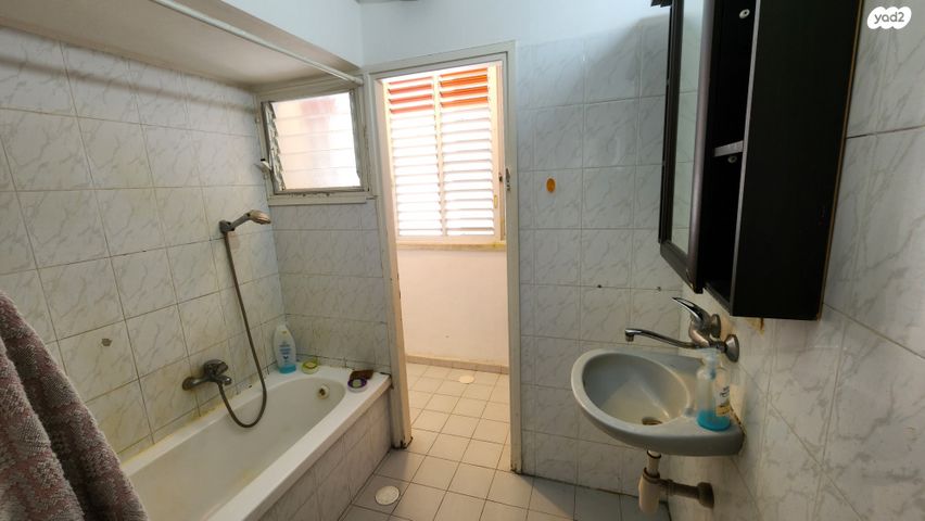 דירה, המעיין, כצנלסון, ראשון לציון