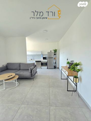 דירה, שעורה 8, פרדס חנה כרכור