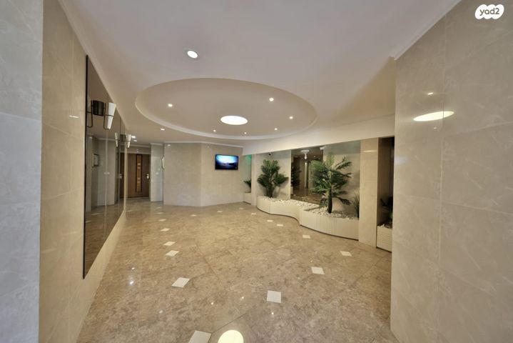 דירה, מנחם בגין, נווה גנים, קרית מוצקין