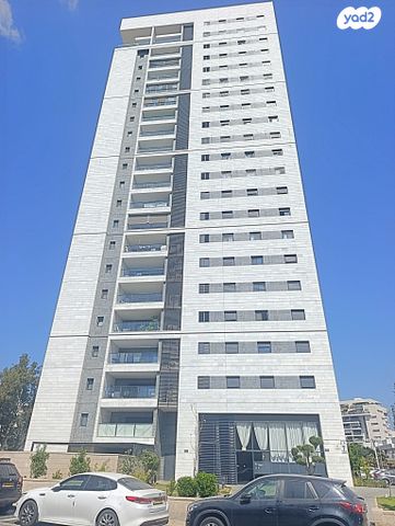 דירה, הנמל, נאות רבין, יבנה