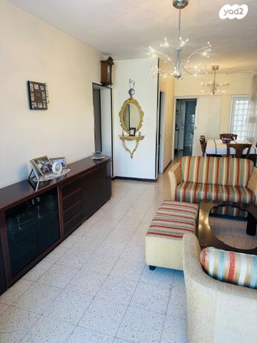 יוסף אהרונוביץ' 