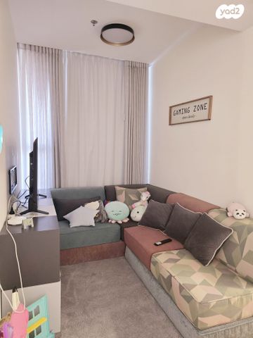 דופלקס, גרציאני יצחק 6, גני שרונה, קרית הממשלה, תל אביב יפו