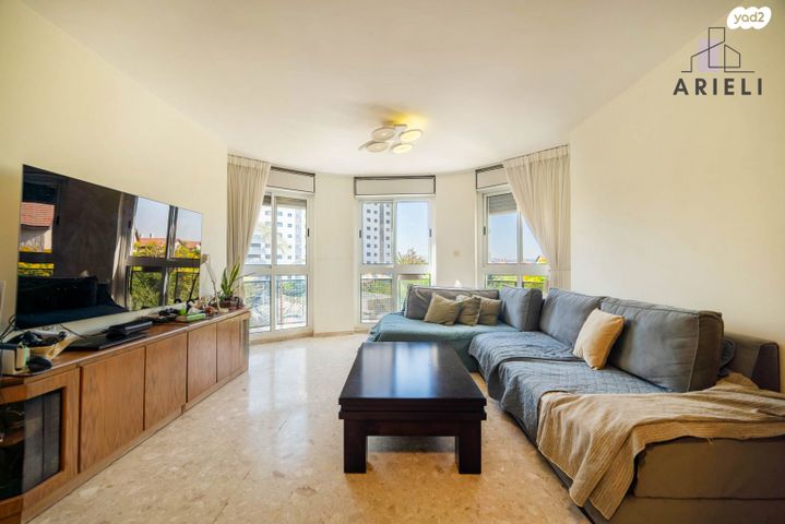 דירה, חרצית, מודיעין מכבים רעות