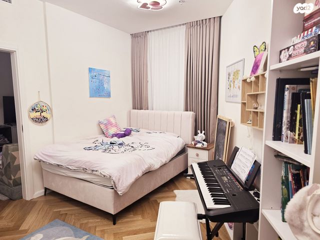 דופלקס, גרציאני יצחק 6, גני שרונה, קרית הממשלה, תל אביב יפו