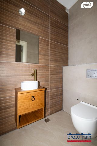 גג/ פנטהאוז, שדרות מעלה יצחק, נצרת עילית / נוף הגליל