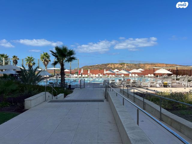 דירה, הרצל רוזנבלום 2, גלילות, תל אביב יפו